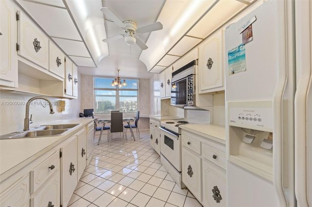 2751 S Ocean Drive 501N, Hollywood, FL 33019