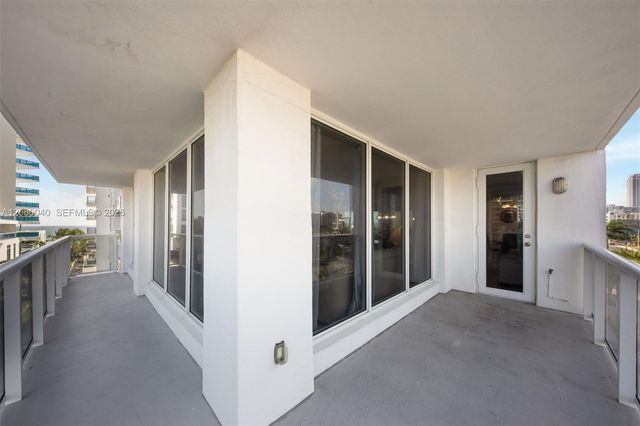 2751 S Ocean Drive 501N, Hollywood, FL 33019