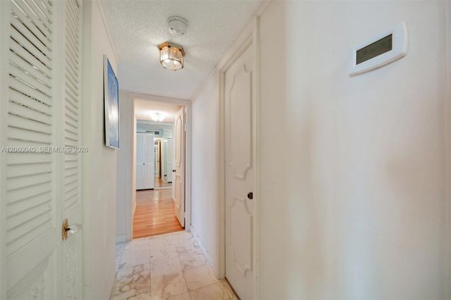 2751 S Ocean Drive 501N, Hollywood, FL 33019