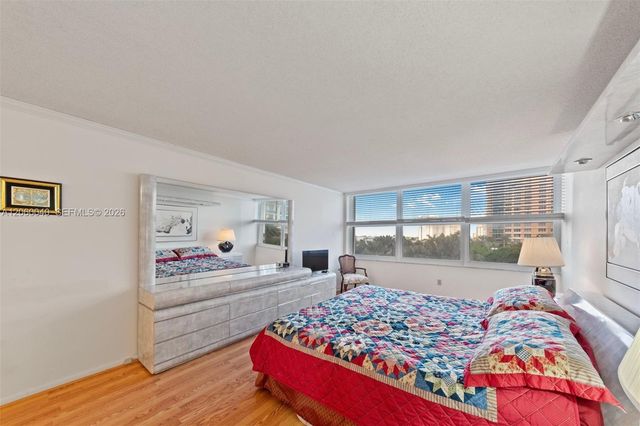 2751 S Ocean Drive 501N, Hollywood, FL 33019