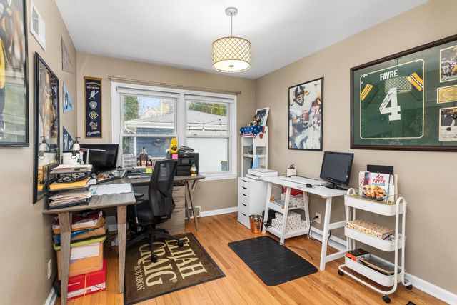 2510 N 64th STREET, Wauwatosa, WI 53213