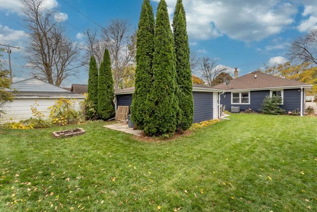 2510 N 64th STREET, Wauwatosa, WI 53213