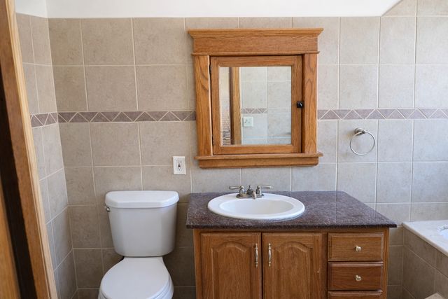 1950 N Kimball Avenue 2, Chicago, IL 60647