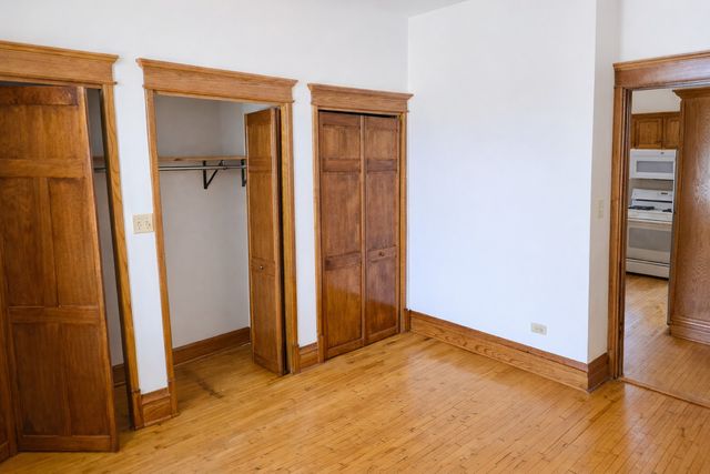 1950 N Kimball Avenue 2, Chicago, IL 60647