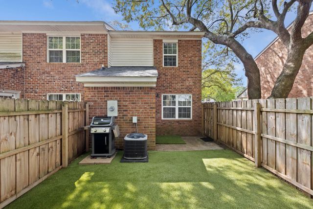 1521 Nantahala Boulevard, Mount Pleasant, SC 29464