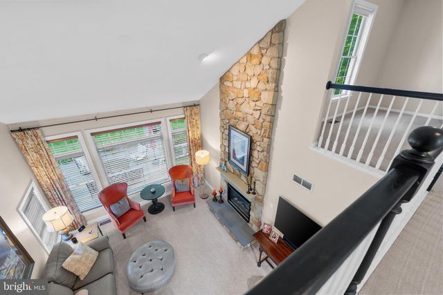 100 PINE TREE DR, Honey Brook, PA 19344