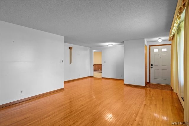 1848 Bedell Road, Grand Island, NY 14072