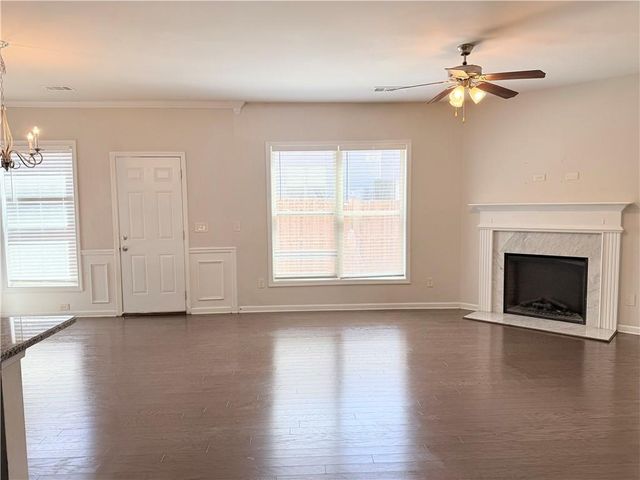 1033 Haley woods Lane, Lawrenceville, GA 30043