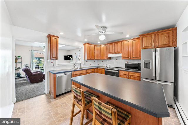 722 BRIGHTON TER, Secane, PA 19018