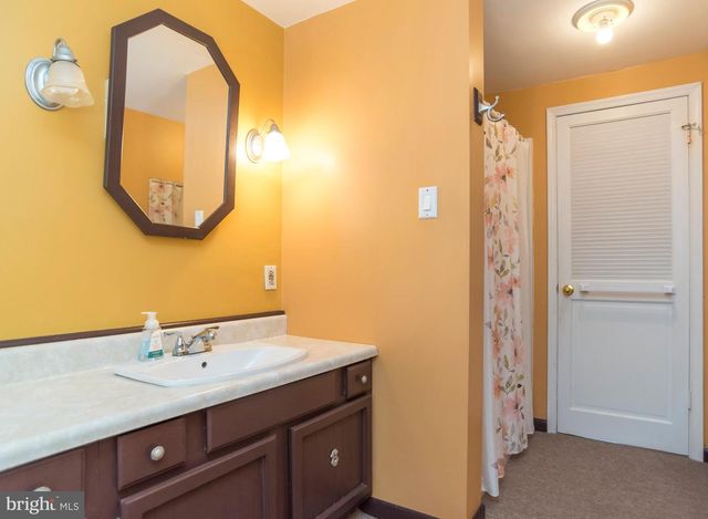 1144 HIGHLAND AVE, Bensalem, PA 19020