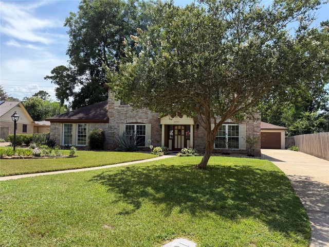 25507 Yellow Pine Circle, Spring, TX 77380