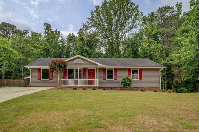 170 Hidden Pines Drive, Covington, GA 30016