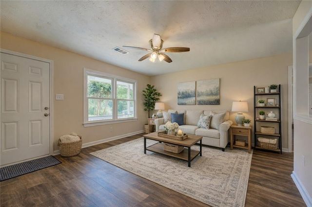 170 Hidden Pines Drive, Covington, GA 30016