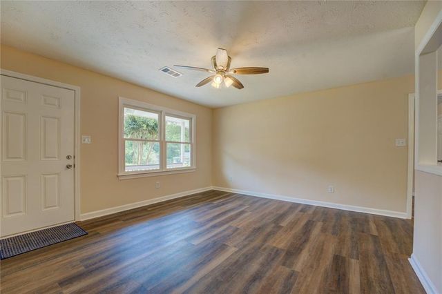 170 Hidden Pines Drive, Covington, GA 30016