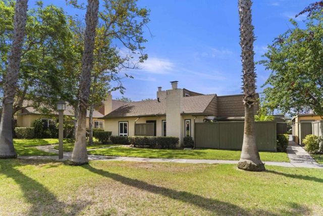 10591 Caminito Glenellen, San Diego, CA 92126
