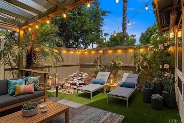 10591 Caminito Glenellen, San Diego, CA 92126