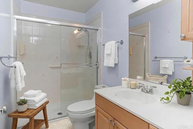 10591 Caminito Glenellen, San Diego, CA 92126