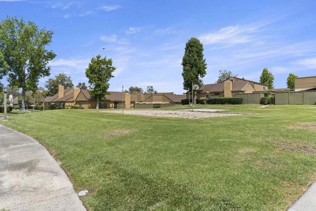 10591 Caminito Glenellen, San Diego, CA 92126