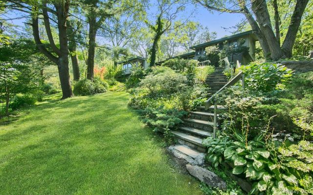 35 Saxon Woods Road, White Plains, NY 10605