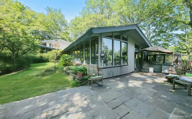 35 Saxon Woods Road, White Plains, NY 10605