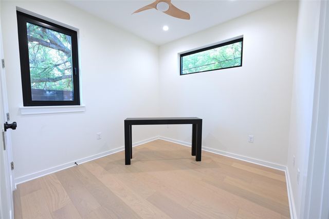 4410 Glomar Ave 2, Austin, TX 78721