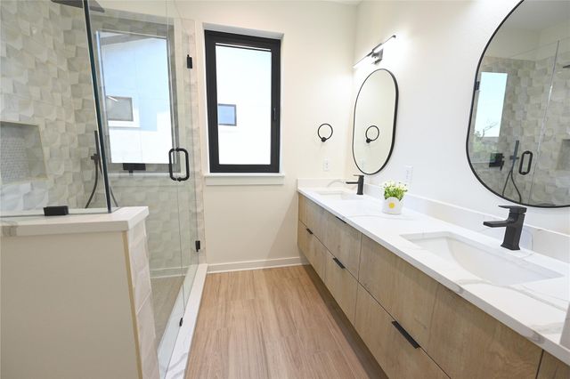 4410 Glomar Ave 2, Austin, TX 78721