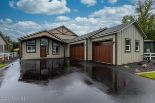 105 Backtrack Rd, Sandpoint, ID 83864