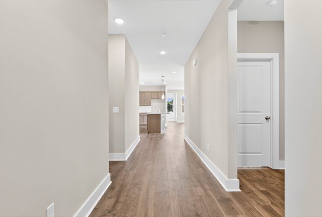 3346 Parmenter St, Columbia, TN 38401