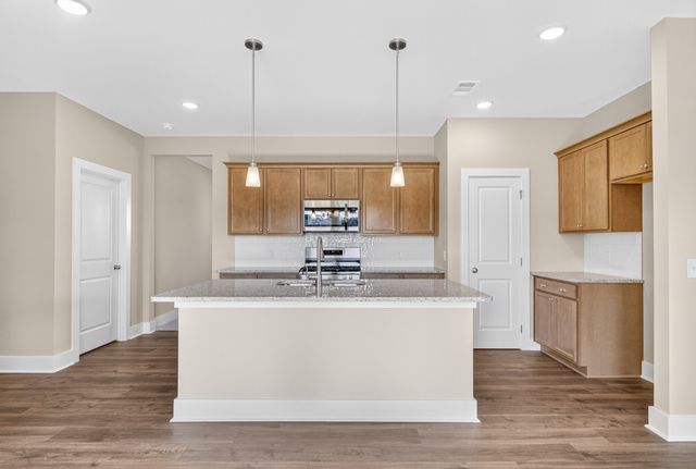 3346 Parmenter St, Columbia, TN 38401