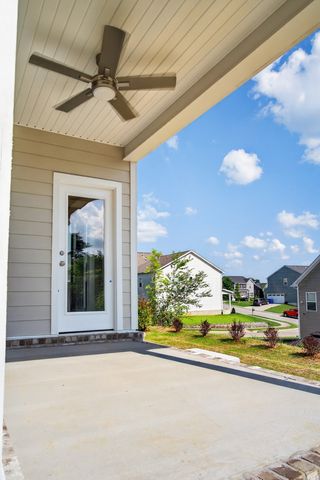 3346 Parmenter St, Columbia, TN 38401