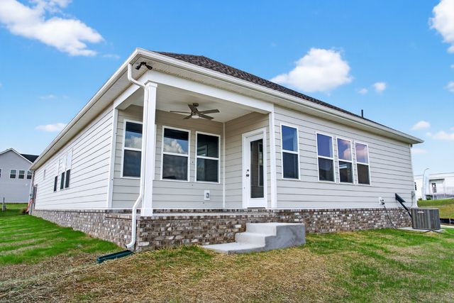 3346 Parmenter St, Columbia, TN 38401