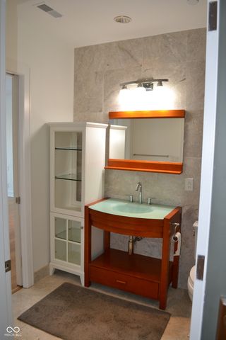 429 N Pennsylvania Street N 602, Indianapolis, IN 46204