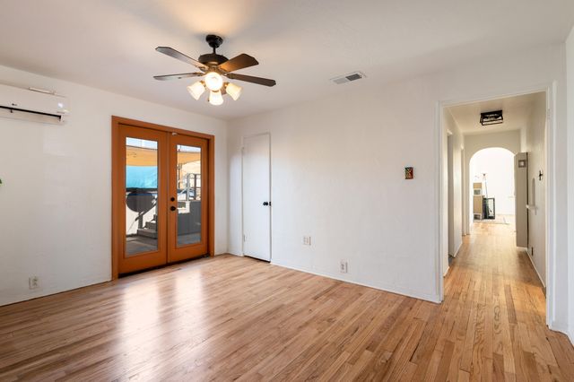 5023 5th Street NW, Albuquerque, NM 87107