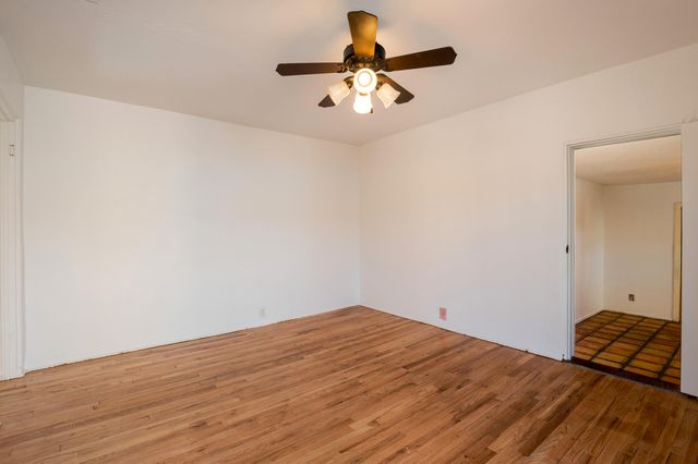 5023 5th Street NW, Albuquerque, NM 87107