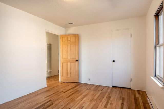 5023 5th Street NW, Albuquerque, NM 87107