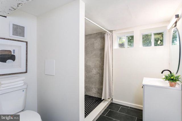 2827 CHESTERFIELD AVE, Baltimore, MD 21213