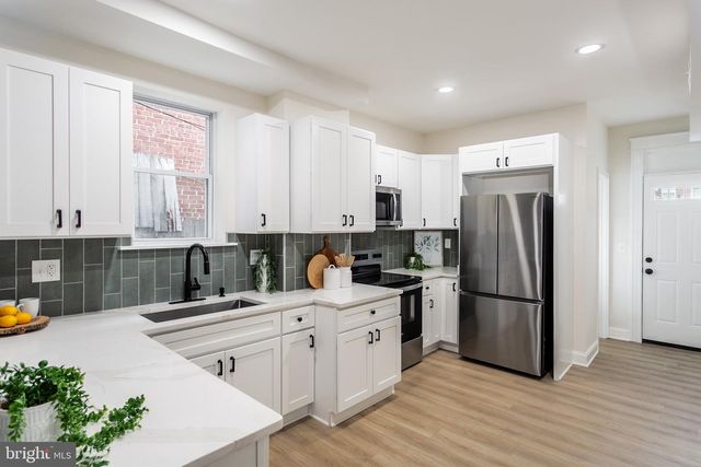 2827 CHESTERFIELD AVE, Baltimore, MD 21213