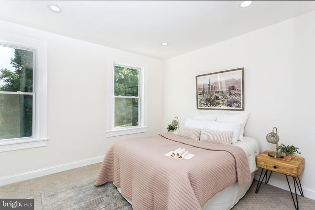 2827 CHESTERFIELD AVE, Baltimore, MD 21213