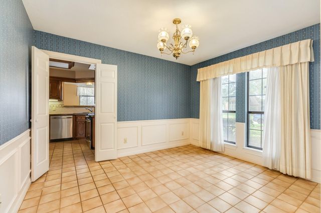 212 Any Way Street, Lake Jackson, TX 77566