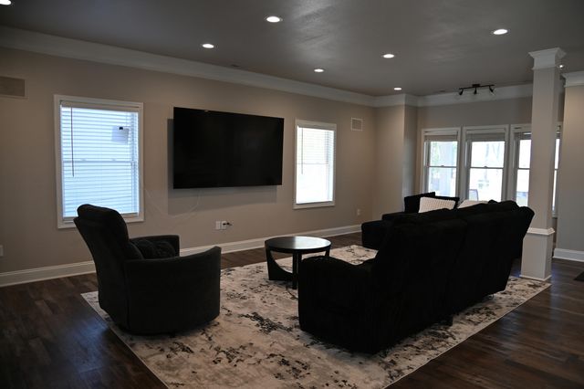 51 LAKEWOOD VILLA, Council Bluffs, IA 51501