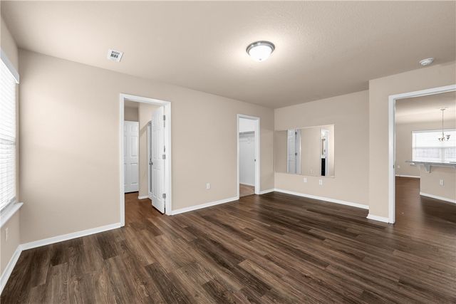 6704 SW Chestnut Hill Avenue, Bentonville, AR 72713