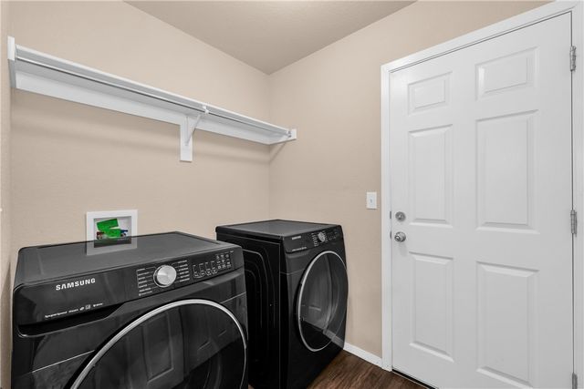 6704 SW Chestnut Hill Avenue, Bentonville, AR 72713