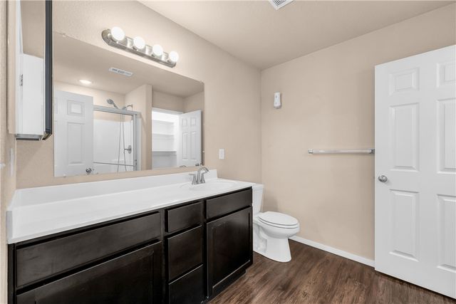 6704 SW Chestnut Hill Avenue, Bentonville, AR 72713