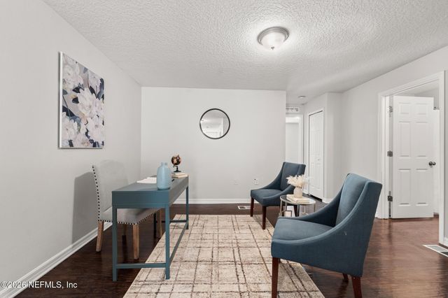 7398 PALM HILLS Drive, Jacksonville, FL 32244