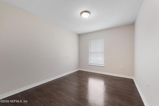 7398 PALM HILLS Drive, Jacksonville, FL 32244