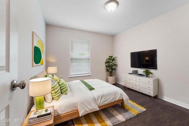 7398 PALM HILLS Drive, Jacksonville, FL 32244