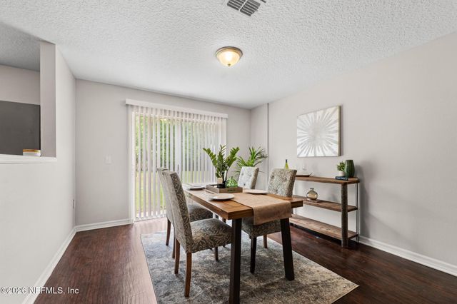 7398 PALM HILLS Drive, Jacksonville, FL 32244