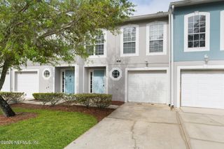 7398 PALM HILLS Drive, Jacksonville, FL 32244