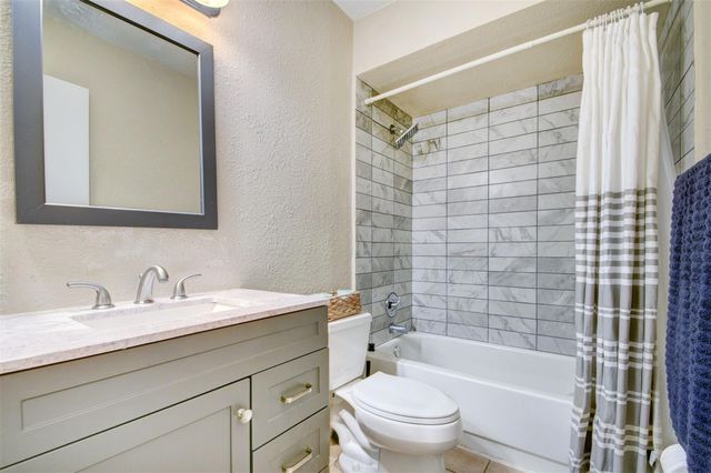 101 SW 10th Avenue, Boynton Beach, FL 33435