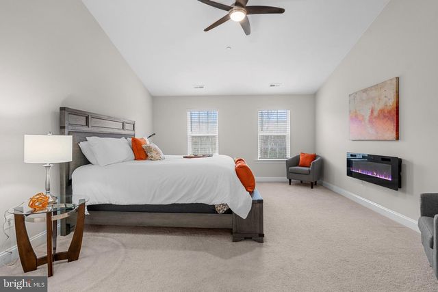 4554 COACHMANS PATH CT, Waldorf, MD 20601